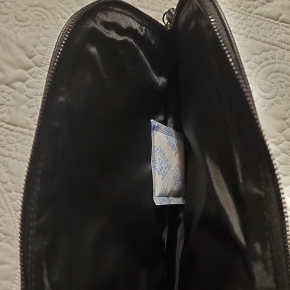 REVISION Skin Care  Black Cosmetic BAG - Picture 4 of 5